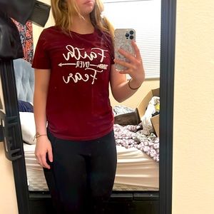 Dark red t-shirt. size small!